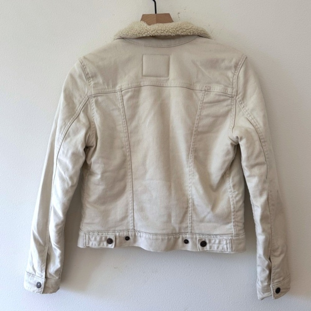 Levi Strauss Co. Sherpa Lined Denim Trucker Jacket Cream Beige‎ Womens XS - Picture 3 of 6